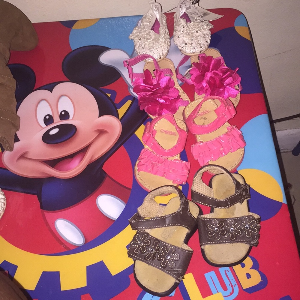 Sizes 3 kids shoes